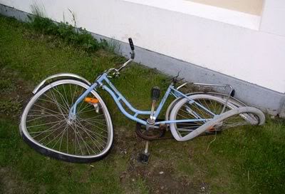 wrecked bicycle